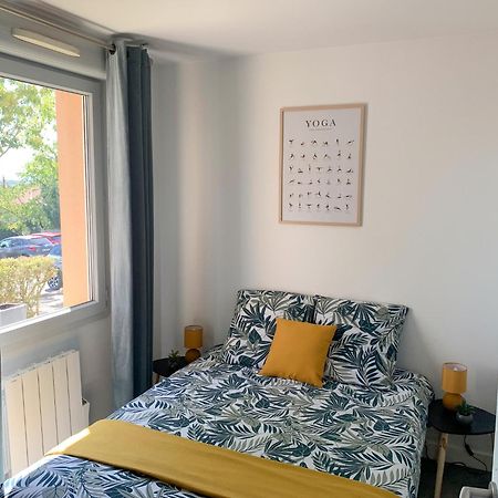 Appartement Les Hauts Du Beaujolais Limas Bagian luar foto