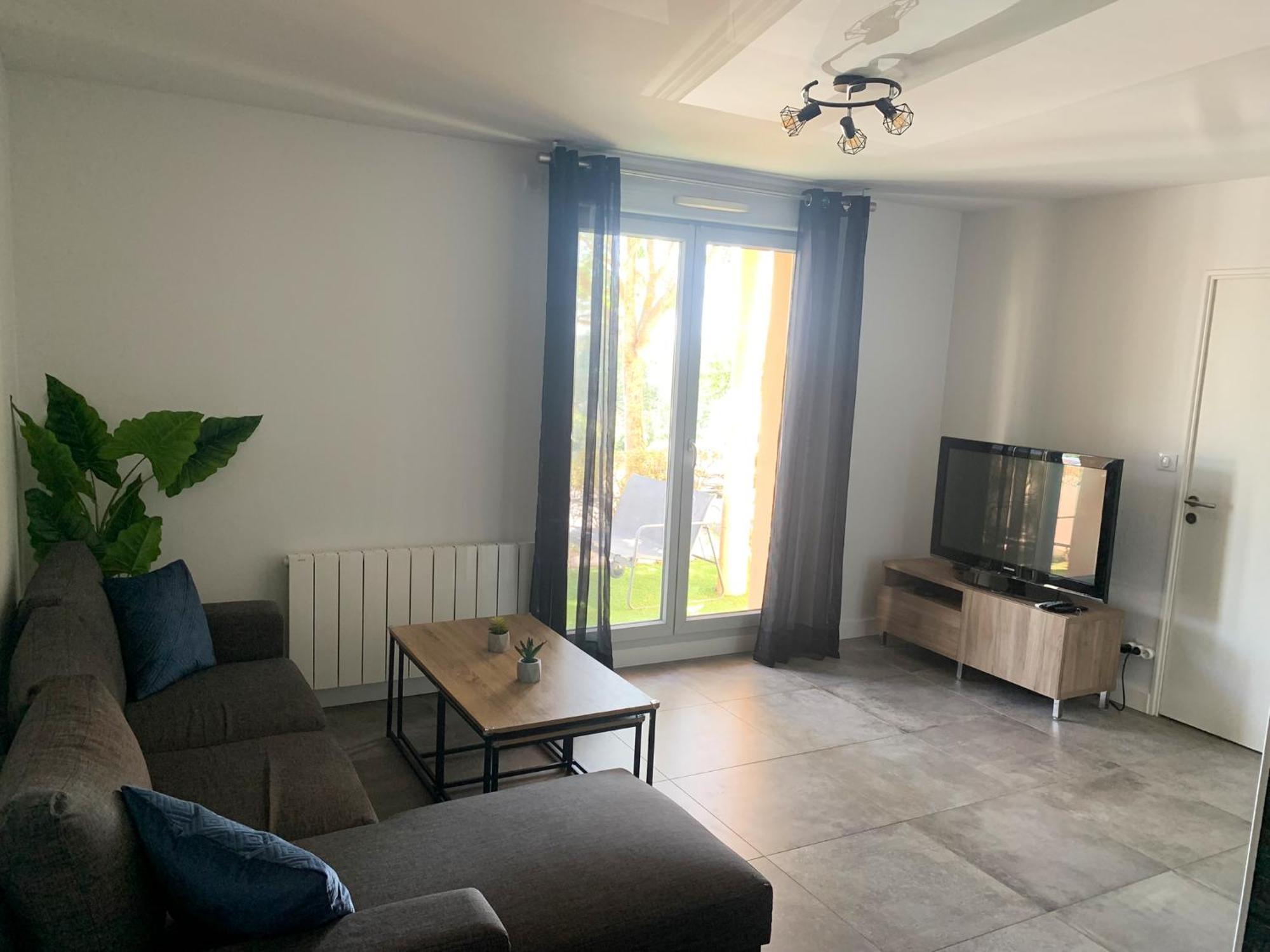 Appartement Les Hauts Du Beaujolais Limas Bagian luar foto